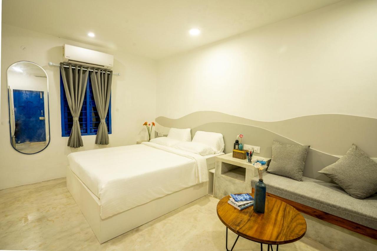 Greek Bay Hotel Auroville Bagian luar foto