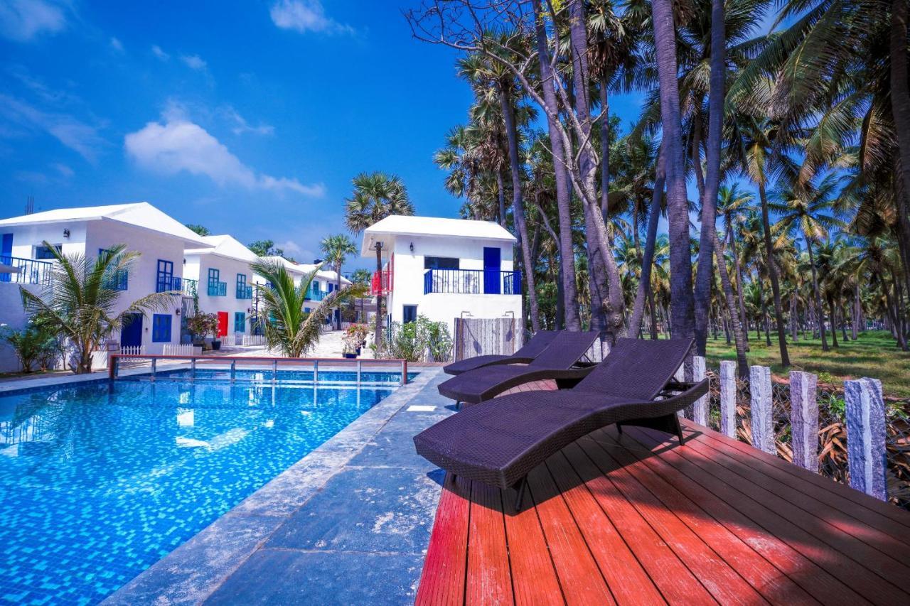 Greek Bay Hotel Auroville Bagian luar foto